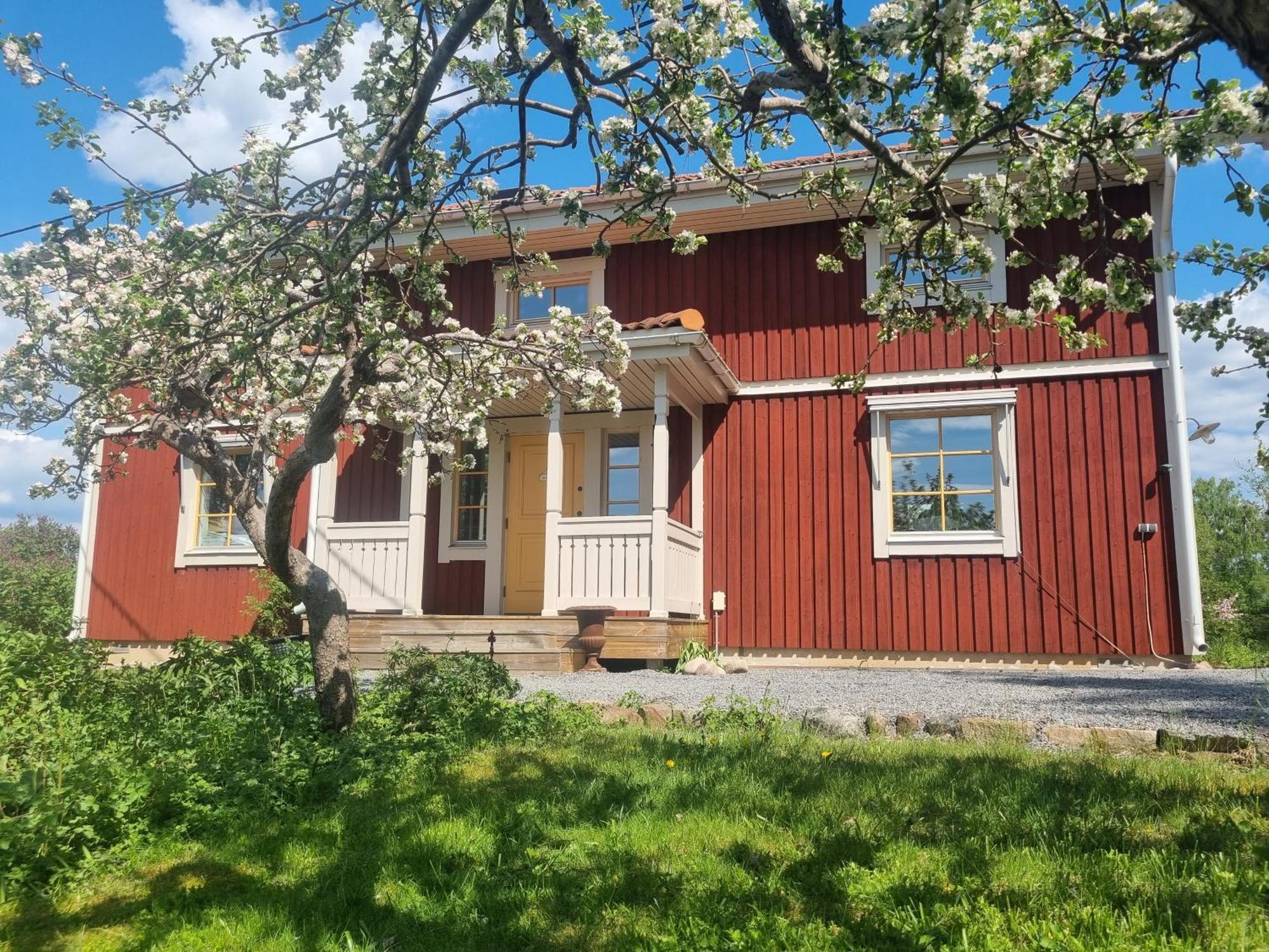 Saellinge House - Cozy Villa With Fireplace And Garden Close To Uppsala Exteriör bild