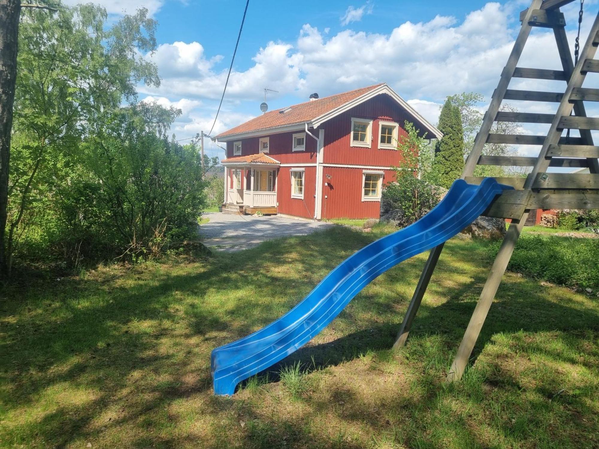 Saellinge House - Cozy Villa With Fireplace And Garden Close To Uppsala Exteriör bild