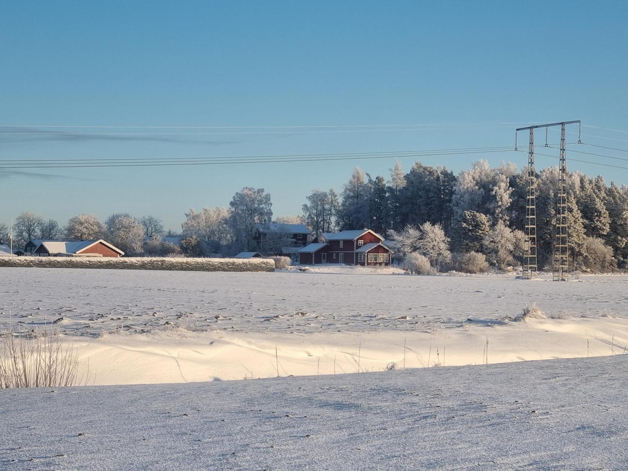 Saellinge House - Cozy Villa With Fireplace And Garden Close To Uppsala Exteriör bild