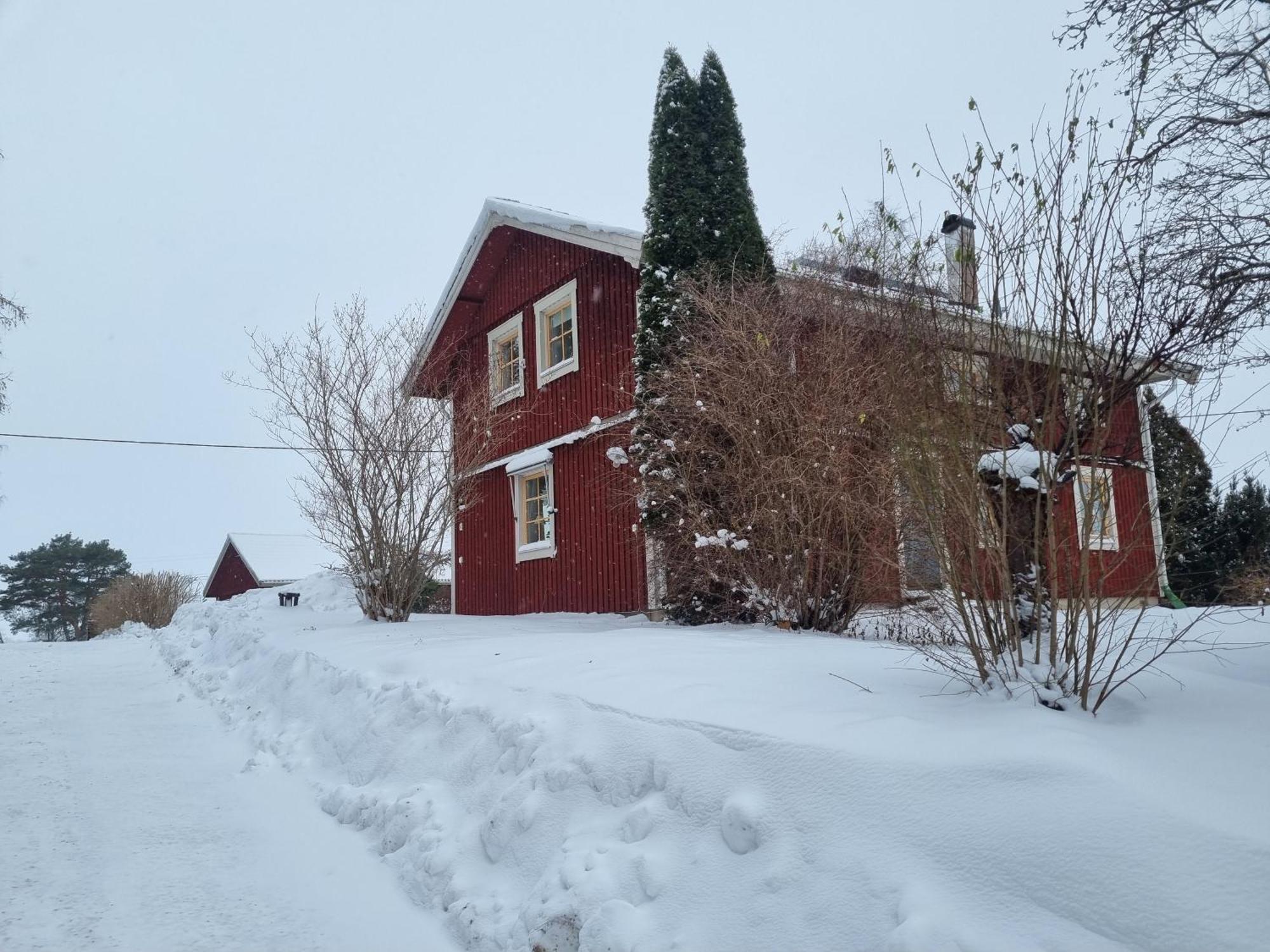 Saellinge House - Cozy Villa With Fireplace And Garden Close To Uppsala Exteriör bild